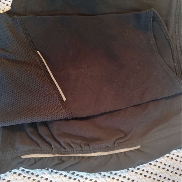 Athleta Small Capri skort - Picture 4 of 8